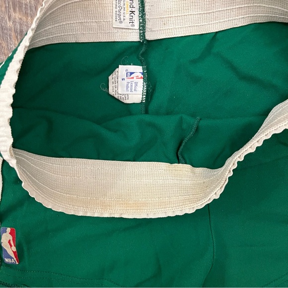 Boston Celtics Vintage MacGregor Sand-Knit Green NBA Basketball Shorts - Picture 3 of 8